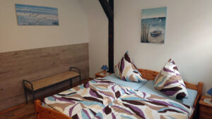 Ferienwohnung "Gartenzauber" - Schlafzimmer